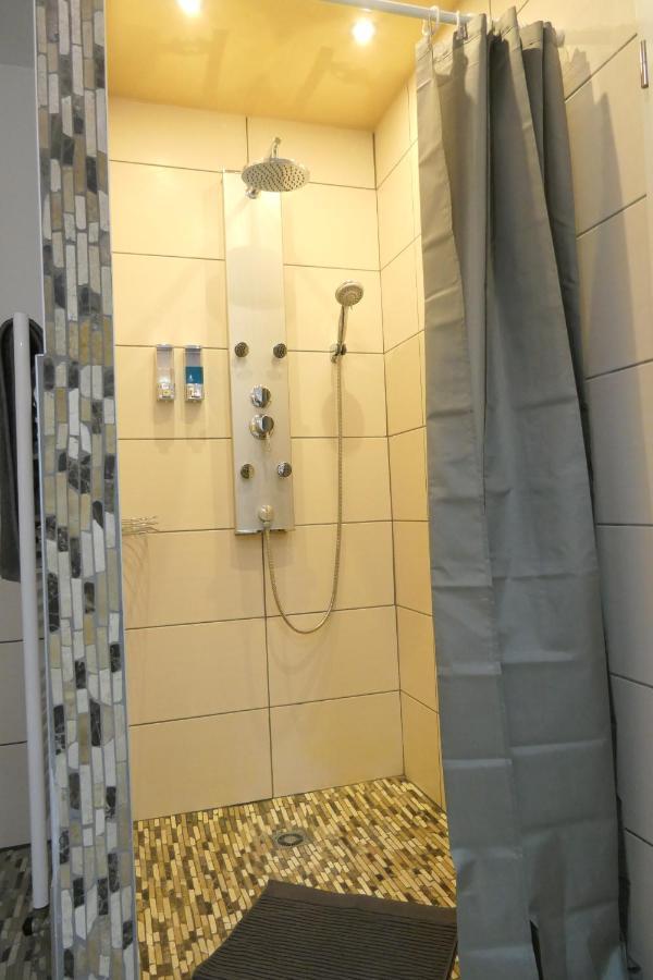 Ferienwohnung Am Bodensee- Zentrale Lage, Free Parking And Wifi, 109 M2, Privater Garten, 7 Gaeste, 2X Kingsize Boxspringbett, Familienfreundlich FDH Εξωτερικό φωτογραφία